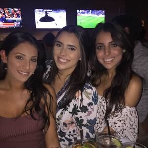 Meet your Posher, Samira